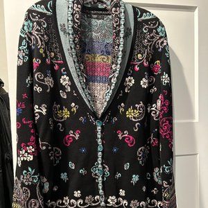 IVKO, BEAUTIFUL SWEATER (NEW) LG, TO XL